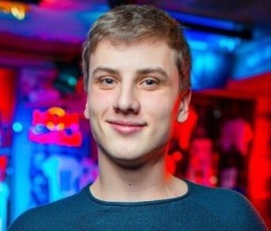 Нарежнев Эдуард
