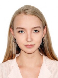 Плотникова Анна Вадимовна
