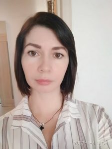 Попова Юлия Александровна