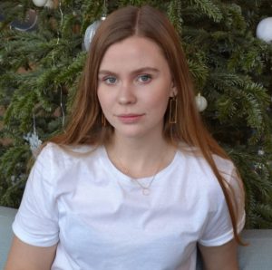 Попова Дарья Владимировна