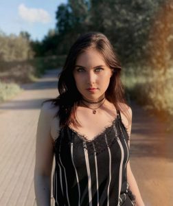 Булатникова Виктория Александровна